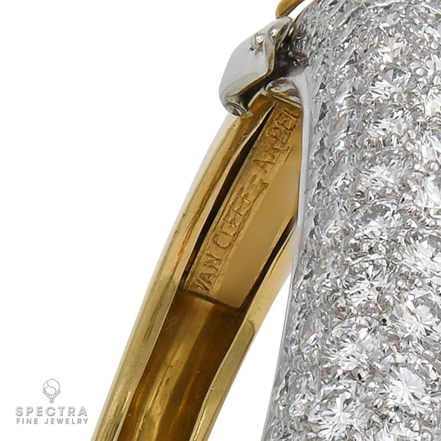 VCA diamond bangle maker's mark